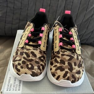 Adidas Toddlers Kids Shoes, Size 8, Lightweight Mesh Upper, Elastic Laces